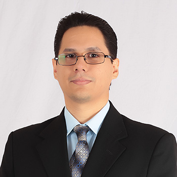 staff-dr-ignacio-alcivar
