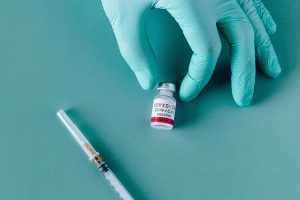 Vacunación covid-19 en enfermedades Reumatológicas