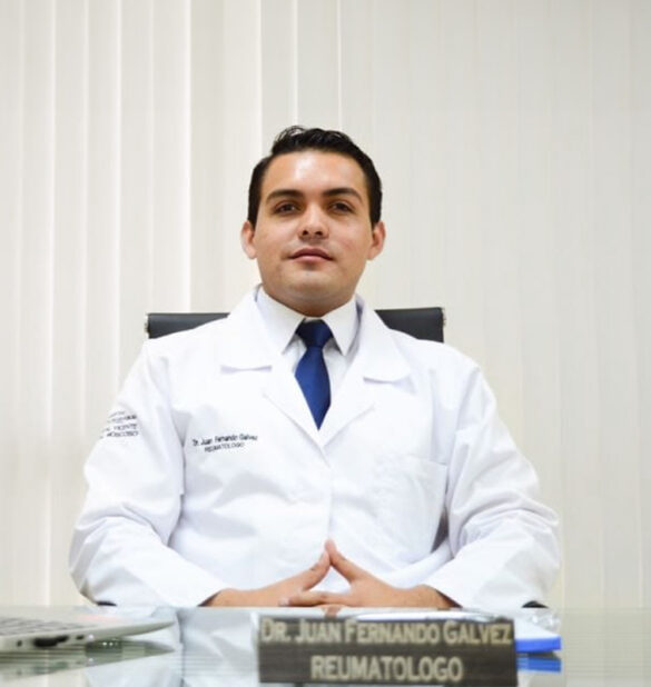 Dr-juan-fernando-galvez-reumatologo